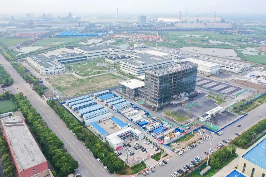 汽车1.jpg 汽车1.jpg